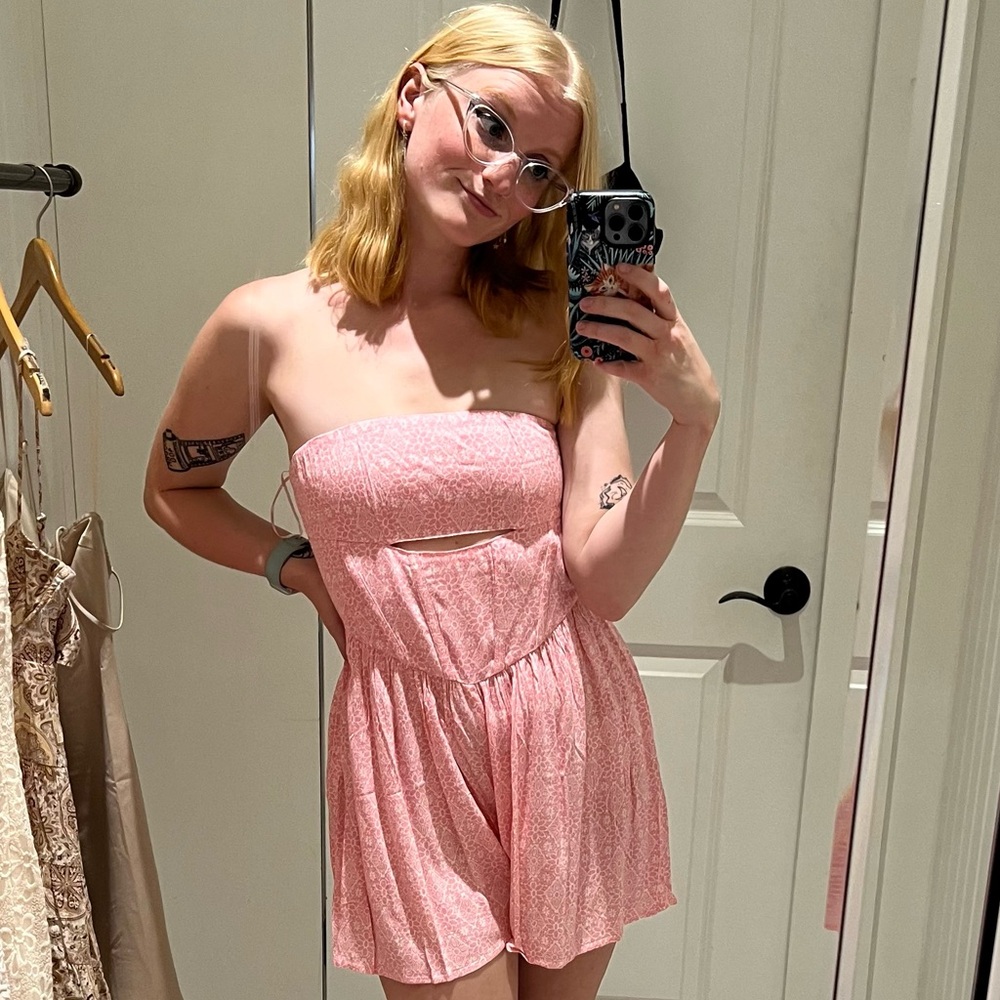 Corset Strapless Romper (NWT, Fits like Small)🌸